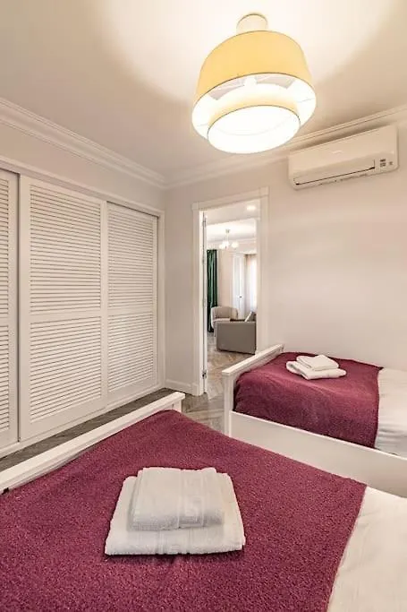 Historic Center Chic Gem With Balcony Apartment Malaga
