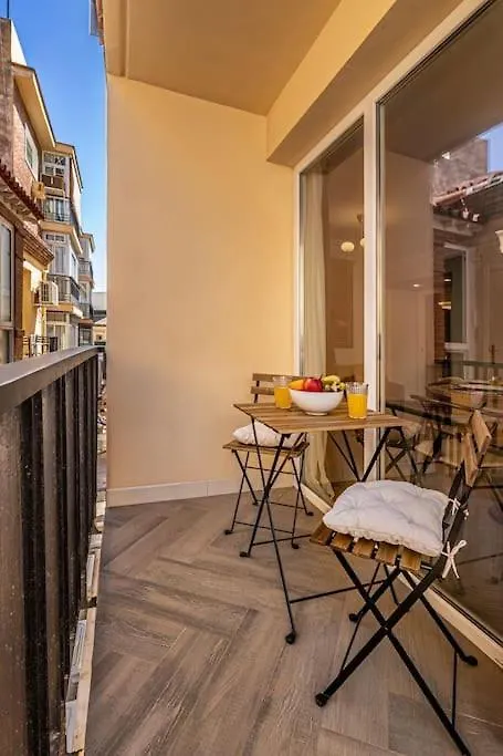 Historic Center Chic Gem With Balcony Apartment Malaga