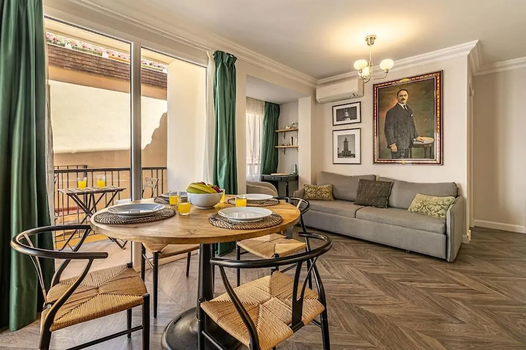 Historic Center Chic Gem With Balcony Apartment Malaga